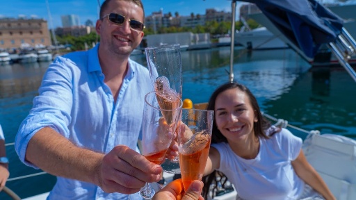 Three-hour tour From Barceloneta to Badalona